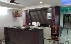 Hotel Geetanjali Palace